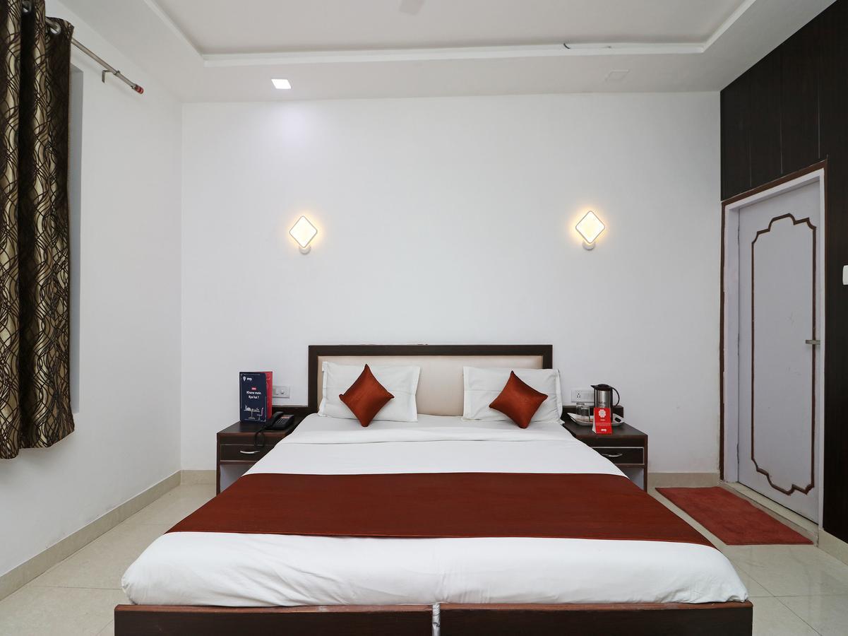 Oyo 11526 Hotel Apollo Agra  Eksteriør bilde