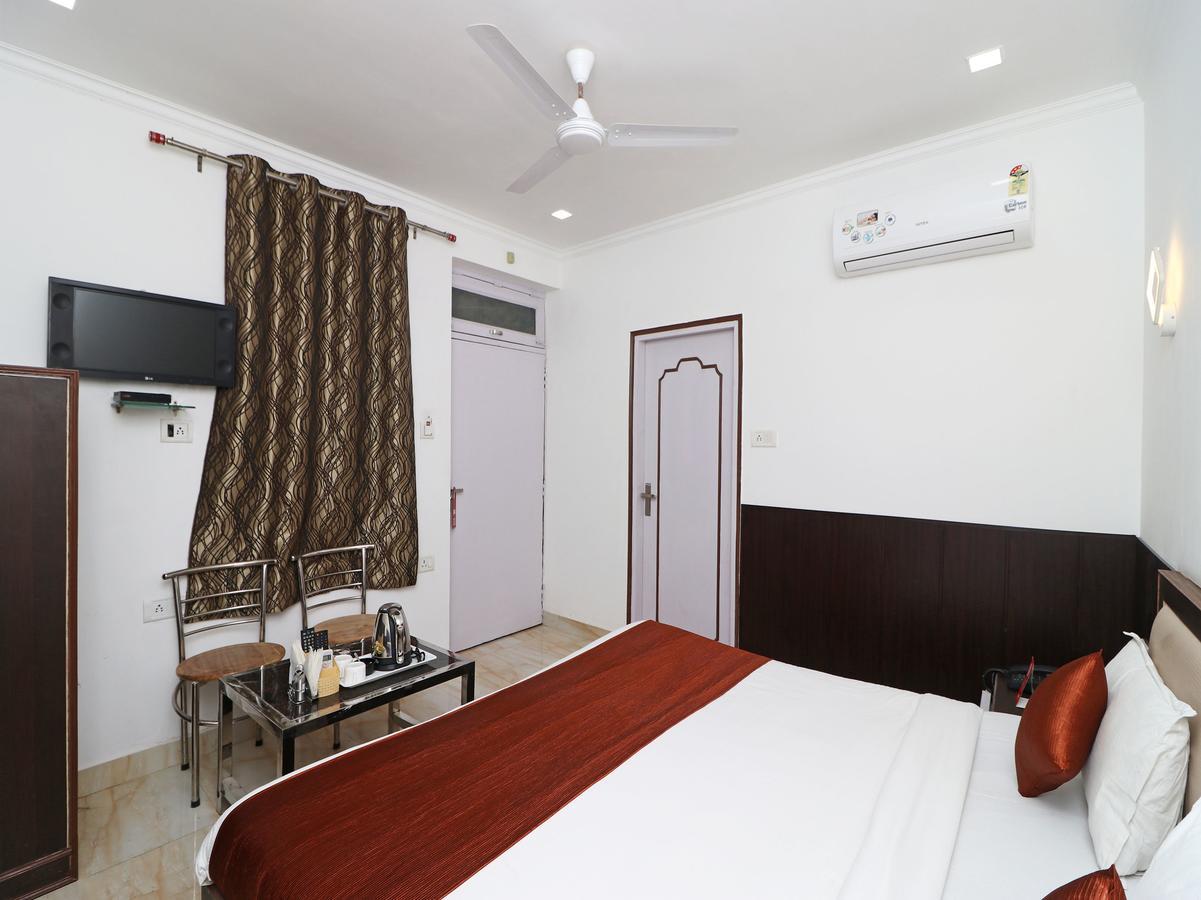 Oyo 11526 Hotel Apollo Agra  Eksteriør bilde