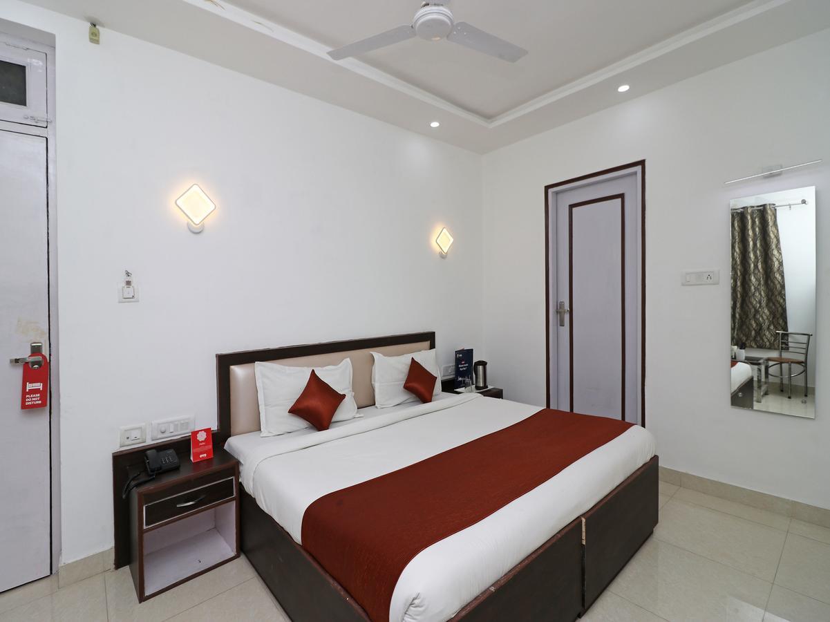 Oyo 11526 Hotel Apollo Agra  Eksteriør bilde
