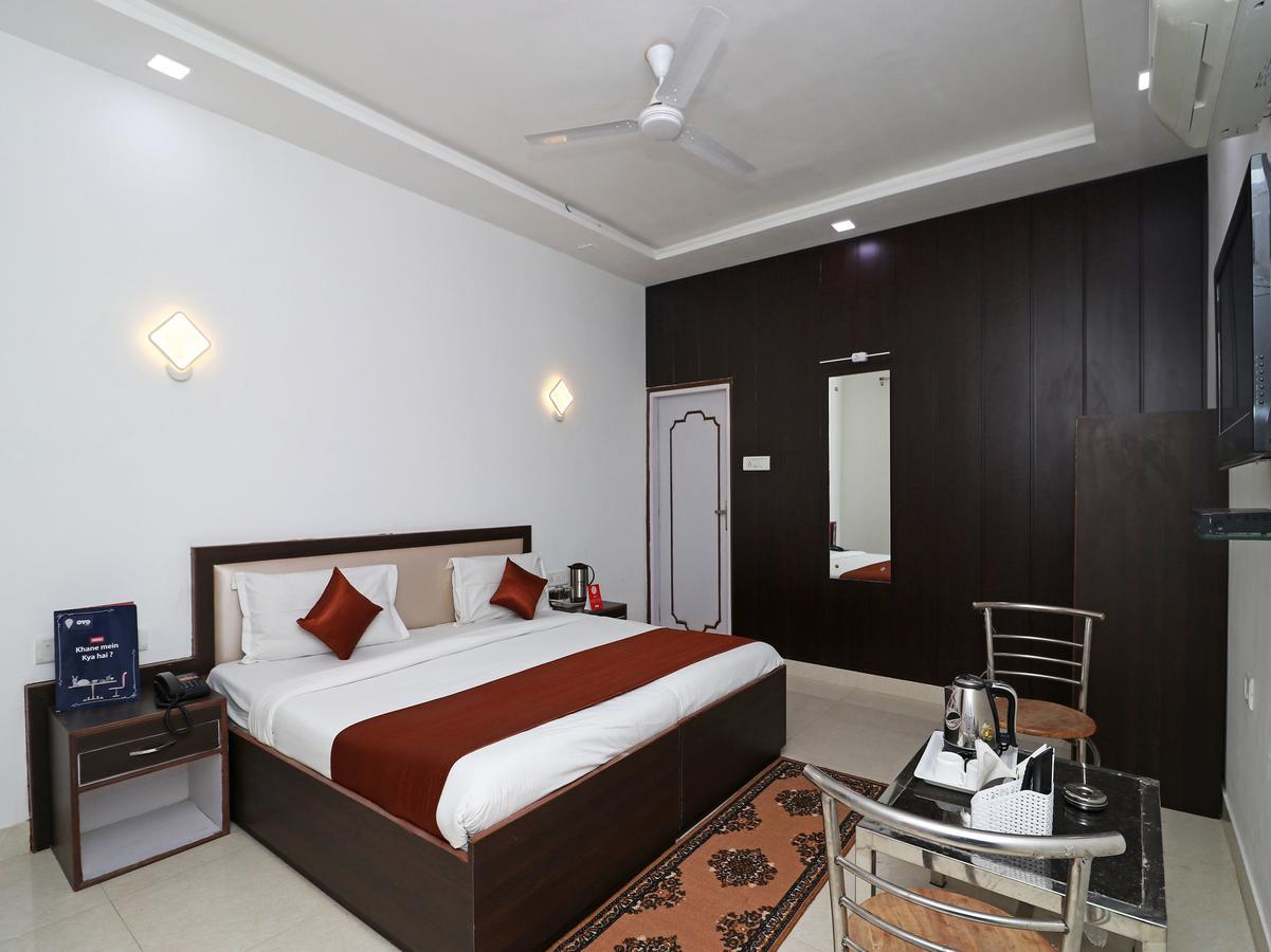 Oyo 11526 Hotel Apollo Agra  Eksteriør bilde